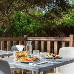 Sowell Family Cap D'agde 4* Agde